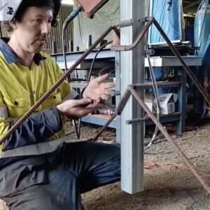 Little_Aussie_Rocket_Steel_Post_Stabiliser_australia_cementing_concreting